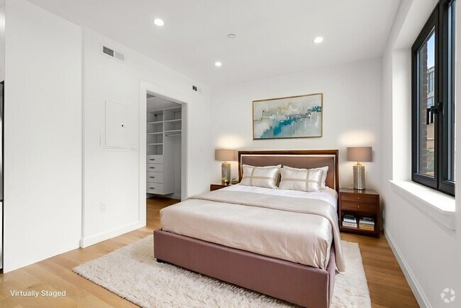 Building Photo - 1618 Beacon St Unit 3 Rental