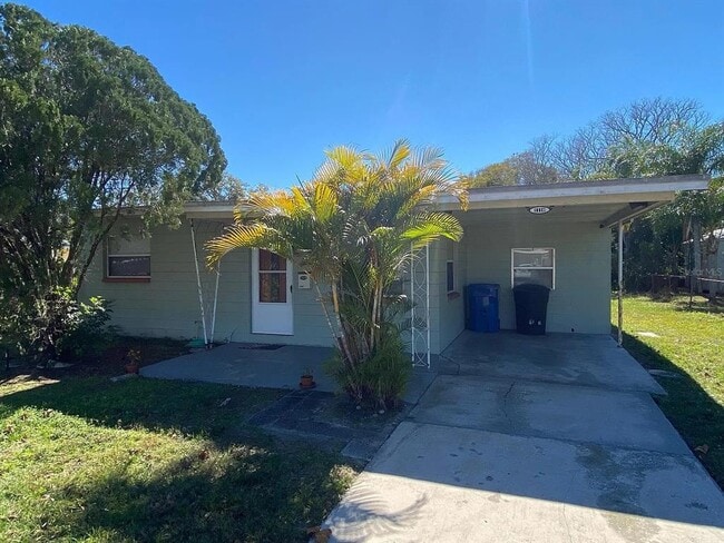 Photo - 1110 61st Ave N