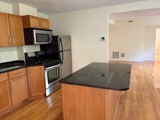 Photo - 84 N Main St Unit 3