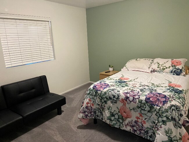 Photo - 1237 Lenrey Ave