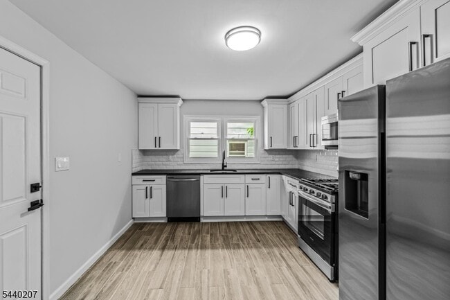 Photo - 115 Smith St