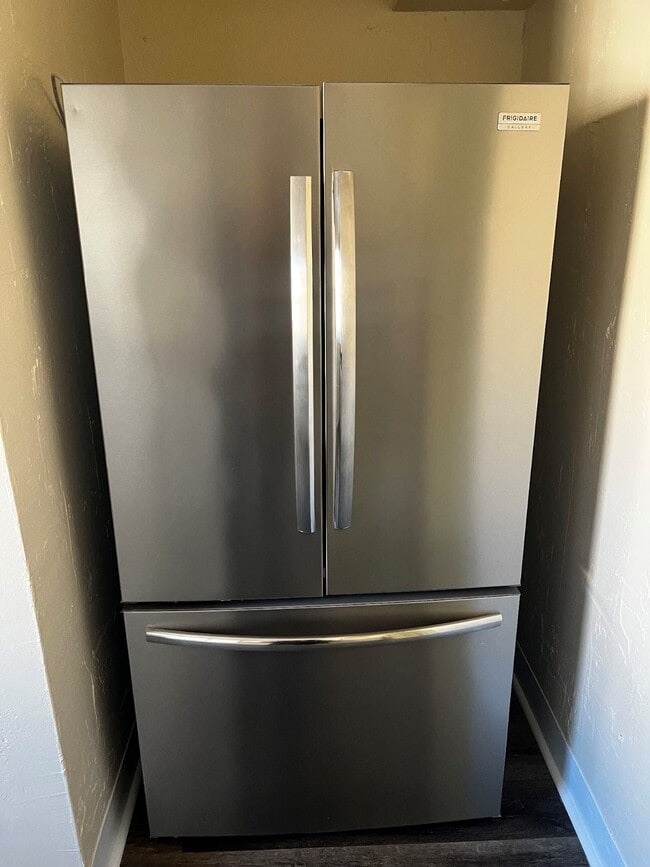 Photo - 2243 Franklin St