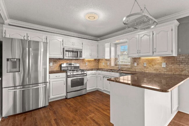 Photo - 824 SE 11 Terrace