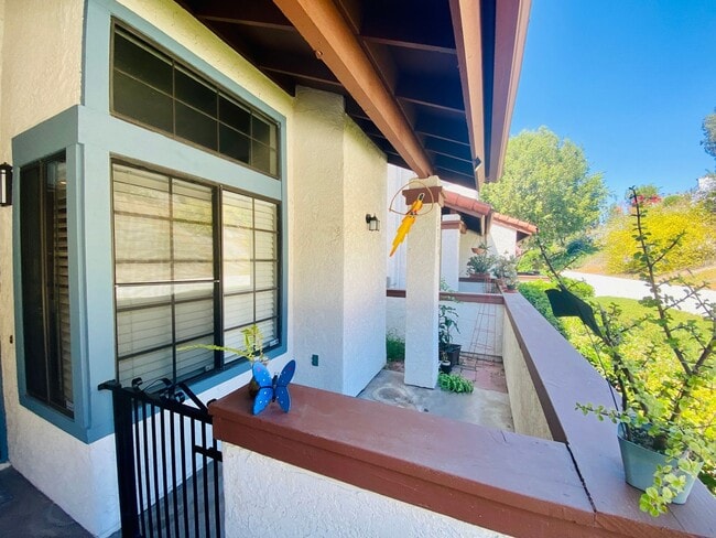 Photo - Gorgeous 3 Bedroom 3 Bathroom Townhome in Mission Trails!!