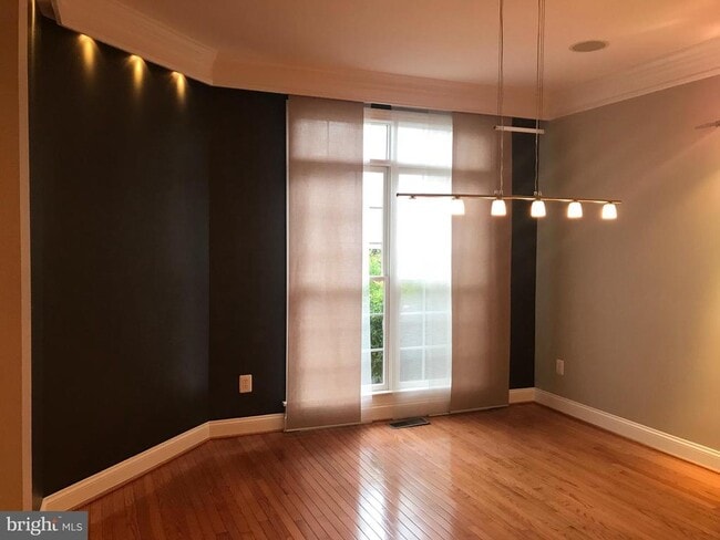 Photo - 1406 Ingleside Ave