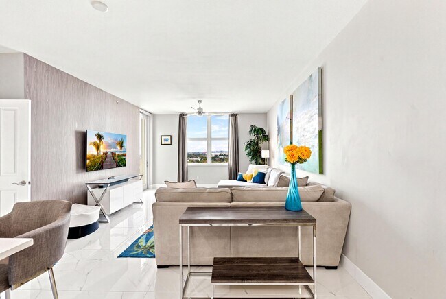 511 SE 5 Ave Unit 1208