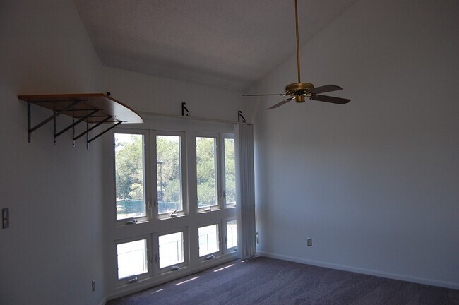 1100 Possum Trot Rd