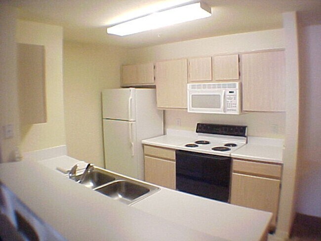 Photo - 5459 Vineland Rd Unit 4104
