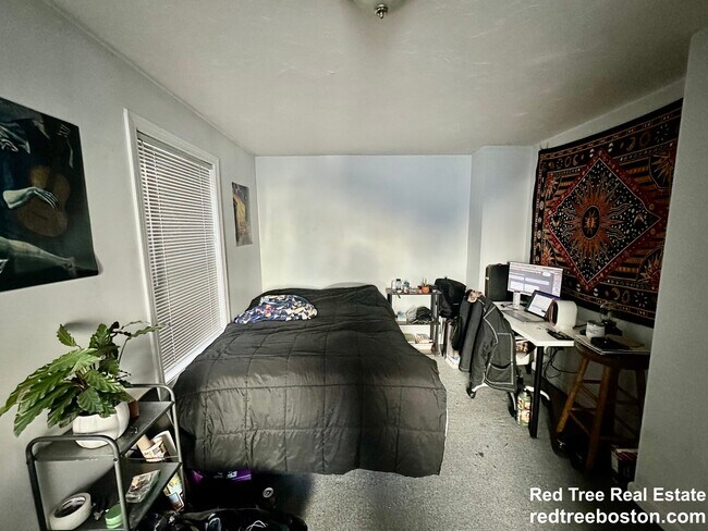 Photo - 24 Lawn St Unit 1