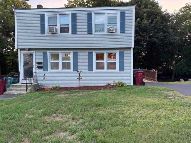 Photo - 30 Lamb St Unit 30 Lamb St. Lowell 1st fl