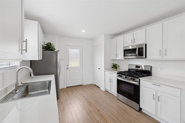 Photo - 2621 Castille Vly Pl