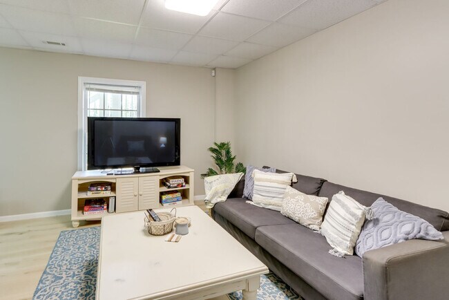 1314 Pole Coffee Cir Unit SI ID1625080P