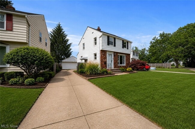 Photo - 7906 Kenton Ave