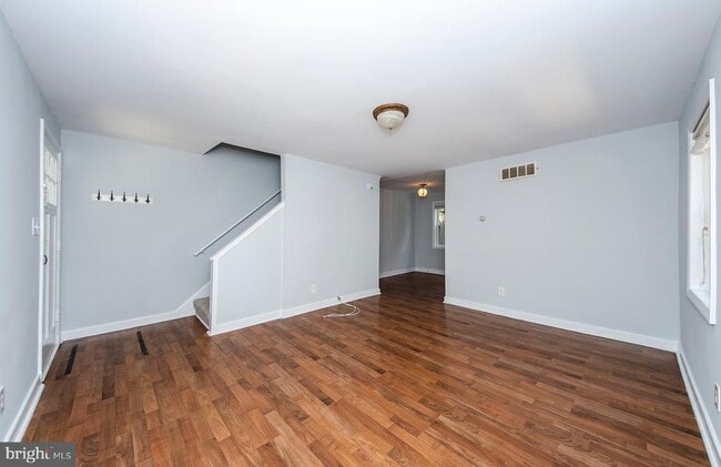 Photo - 908 S Highland St