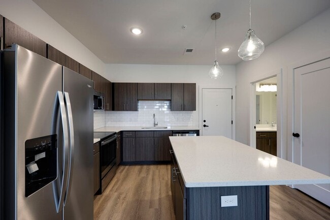 Photo - Attractive Condo 10 Minutes From Downtown Nashville!!