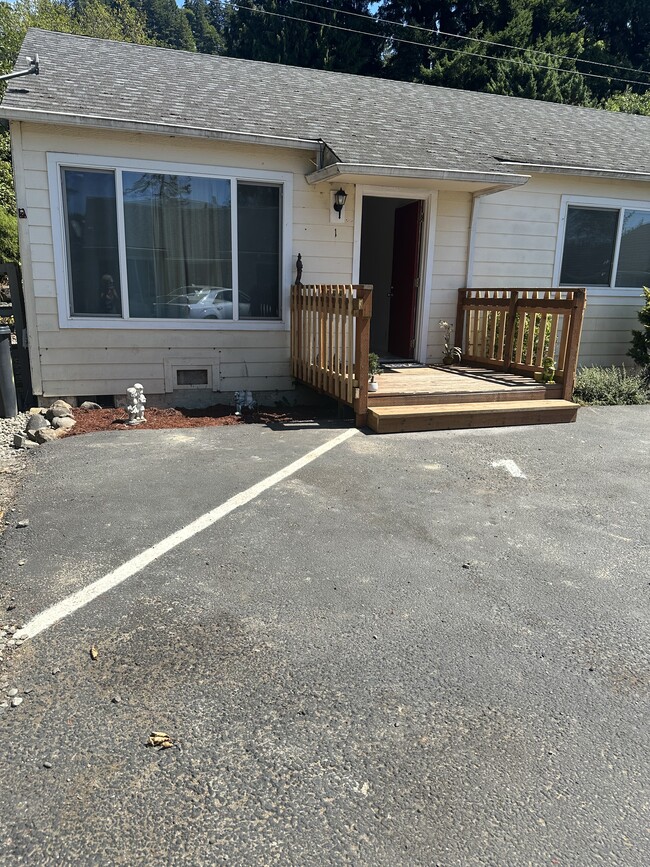 Photo - 755 NW 5th St Unidad 1