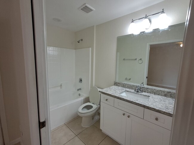 Photo - 2204-2206 Kenneth Ave S Unit 2206 Kenneth Ave S