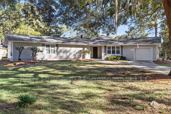 Photo - 286 Cushing Dr