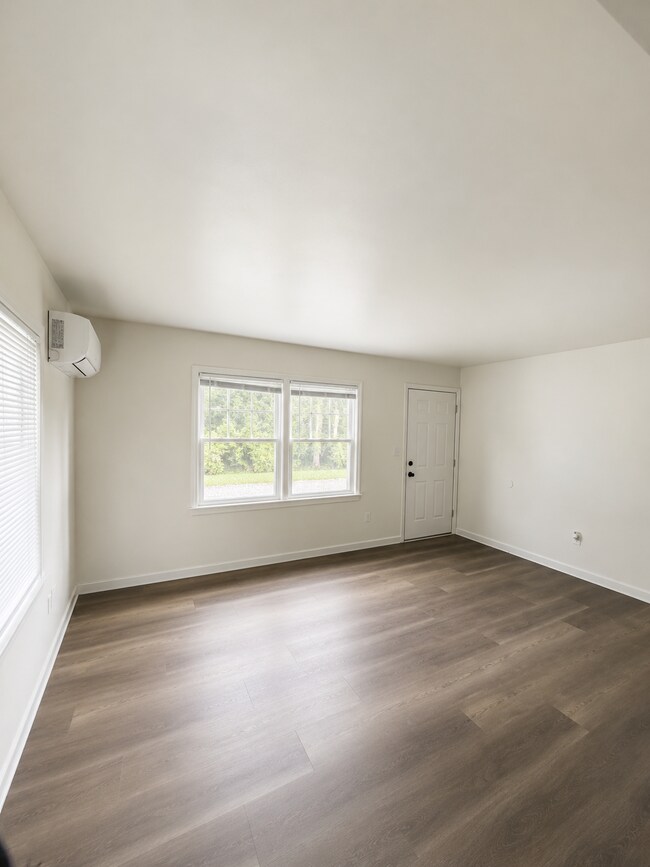 Photo - 1603 Monteiro Ave Unidad 1603