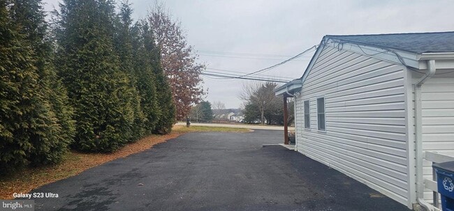 Photo - 11245 Old Frederick Rd