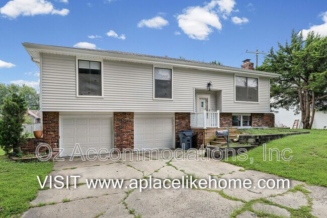 Photo - 1105 W Elm Terrace