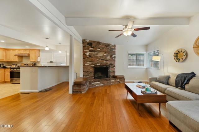 Photo - 1581 Wesley Ave