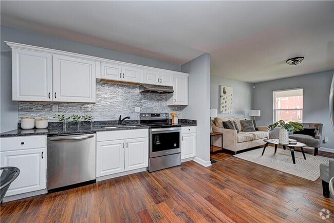 Building Photo - 1705 S East St Unit 1707 Rental
