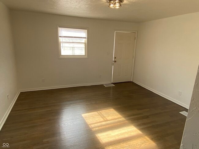 Photo - 702 W 23rd St