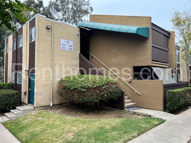 Building Photo - 3456 Castle Glen Dr Unit 256 Rental