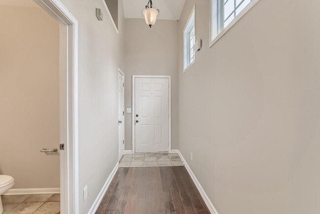 Photo - 2605 Gateview Ct