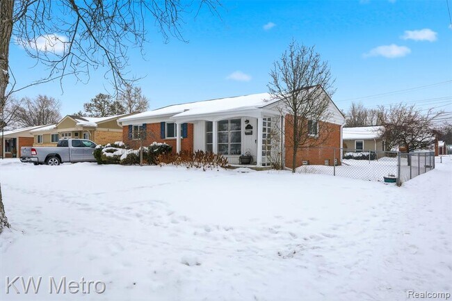 Photo - 1204 Montrose Ave