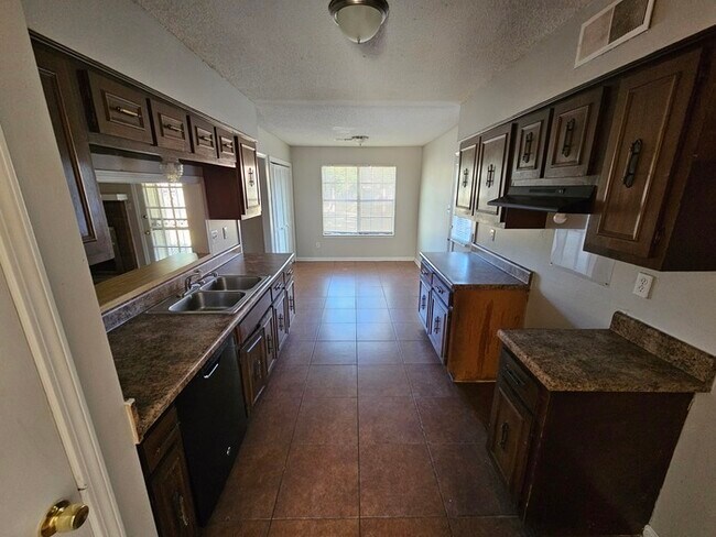 Photo - 3943 Silverleaf Rd