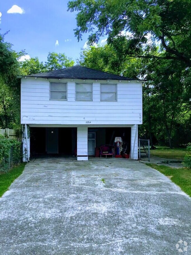 Building Photo - 1951 Barnes Rd Unit B Rental