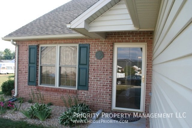 Building Photo - 123 Alger Ln Rental