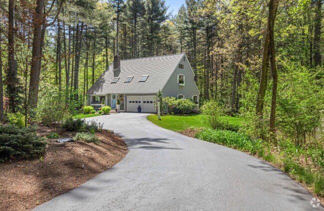 Building Photo - 2 Deer Run Rd Rental