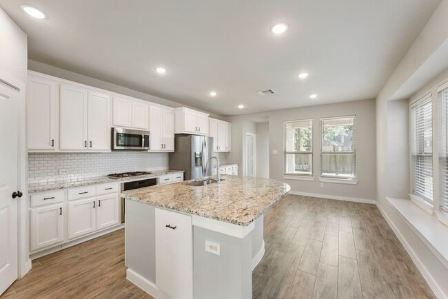 Building Photo - 254 Aster View Ct