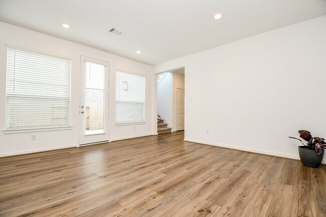 Photo - 9606 Starry Eyes Ln