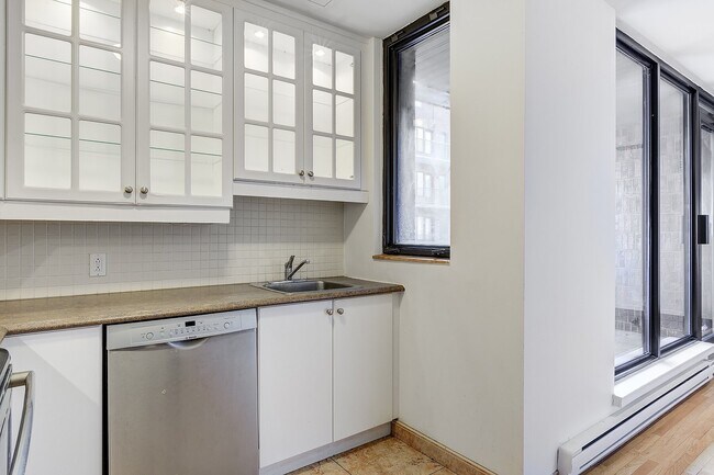 Photo - 1500 Pine Ave W Unit 401