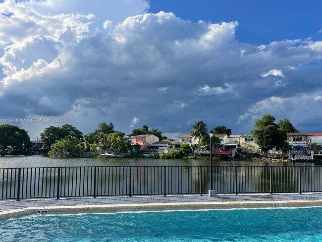 Photo - 1335 W 68th St Unit 106