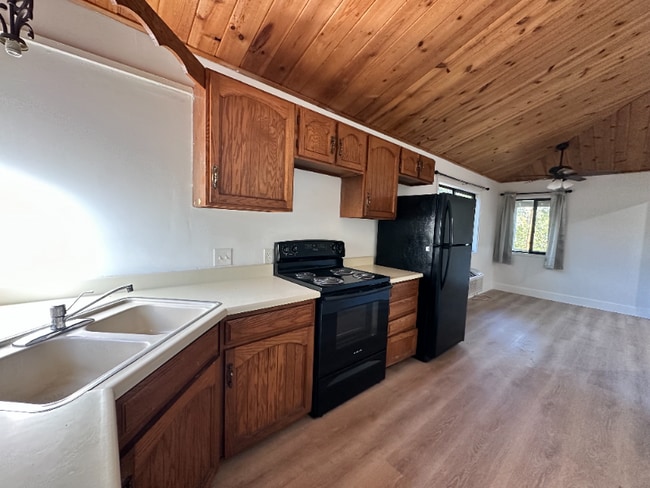 Photo - 1078 E White Mountain Blvd Unit 32