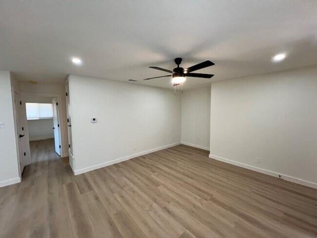 Photo - Allandale Place / Culdesac / Refrigerator / Washer/Dryer / Fenced Yard