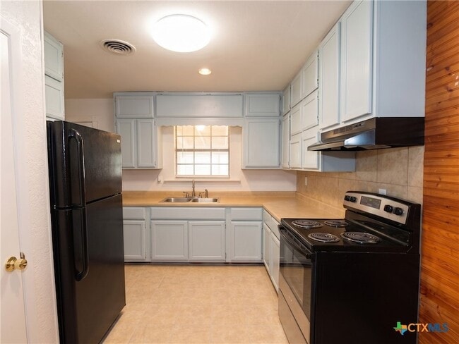 Photo - 709 S 11th St
