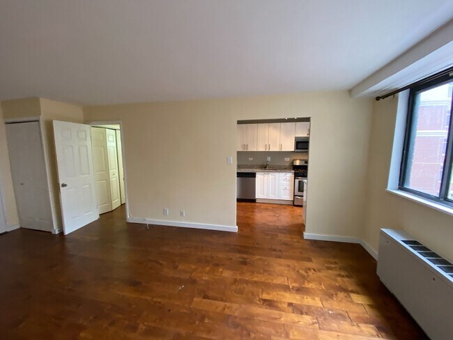 1420 N Street NW #713