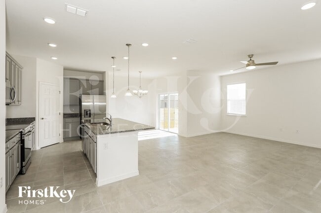 Photo - 531 Crown Rose Dr