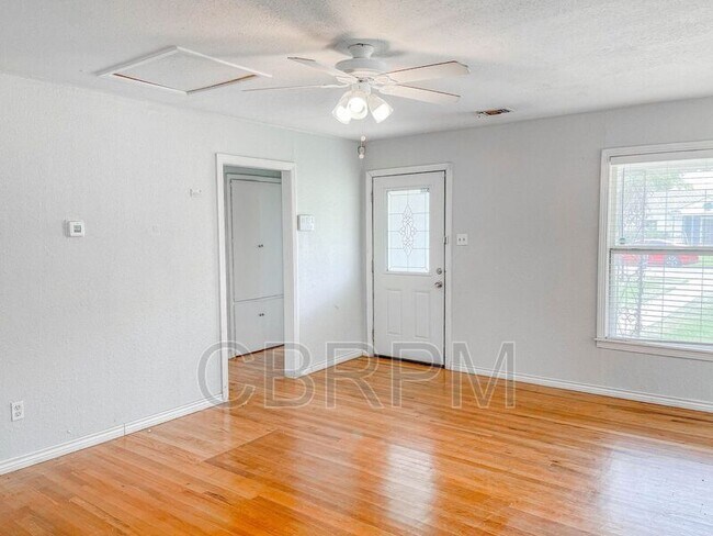 Photo - 3418 26th St