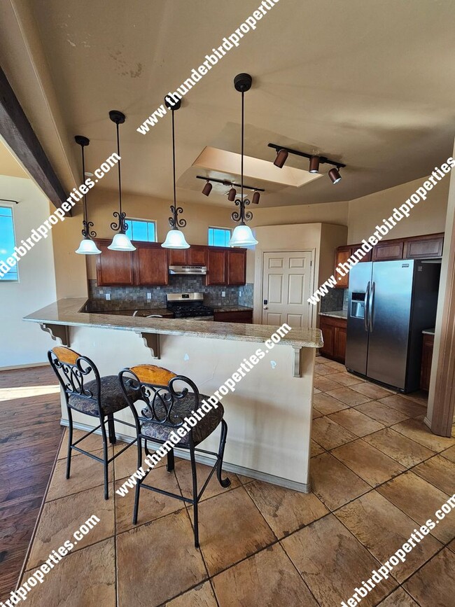 Photo - 4 bedrooms, 3 baths, single  story  on  We... House
