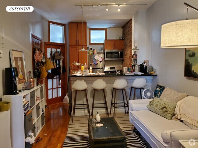 Building Photo - 653 Degraw St Rental