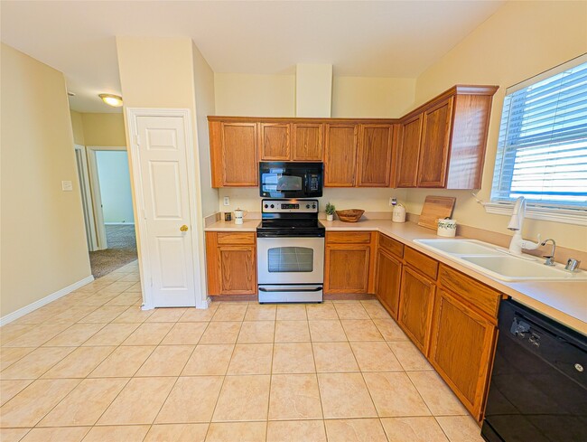 Photo - 21335 Sweet Grass Ln