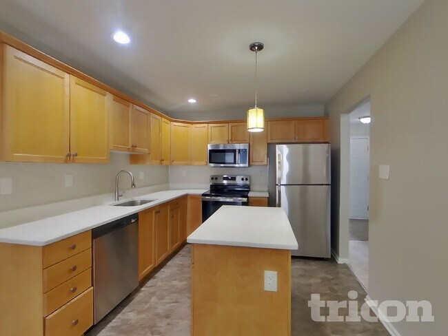 Photo - 137 Harvard Dr