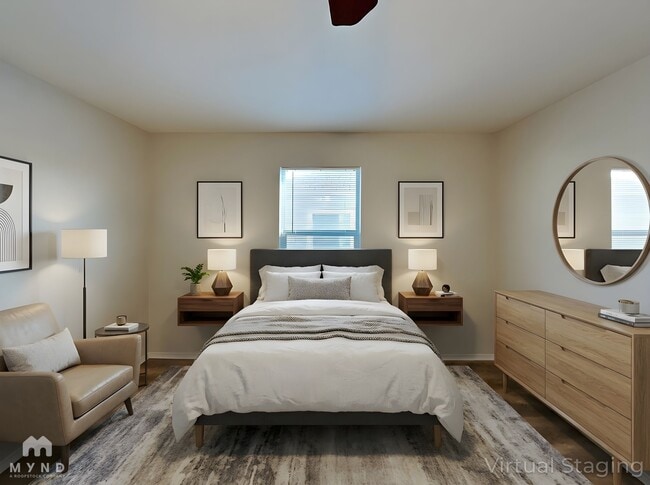 Photo - 2006 Waleska Plaza